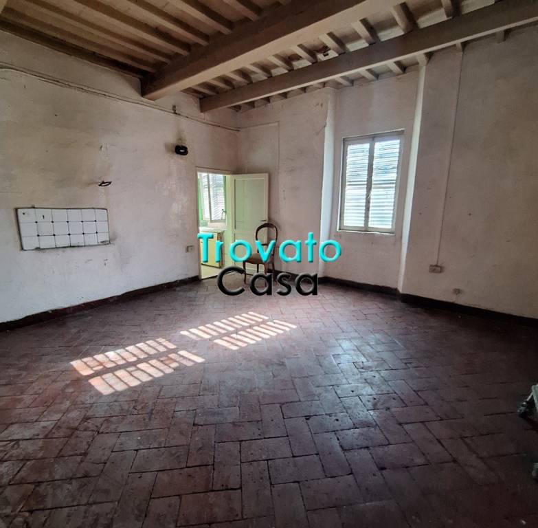 appartamento in vendita a Livorno in zona Centro Città