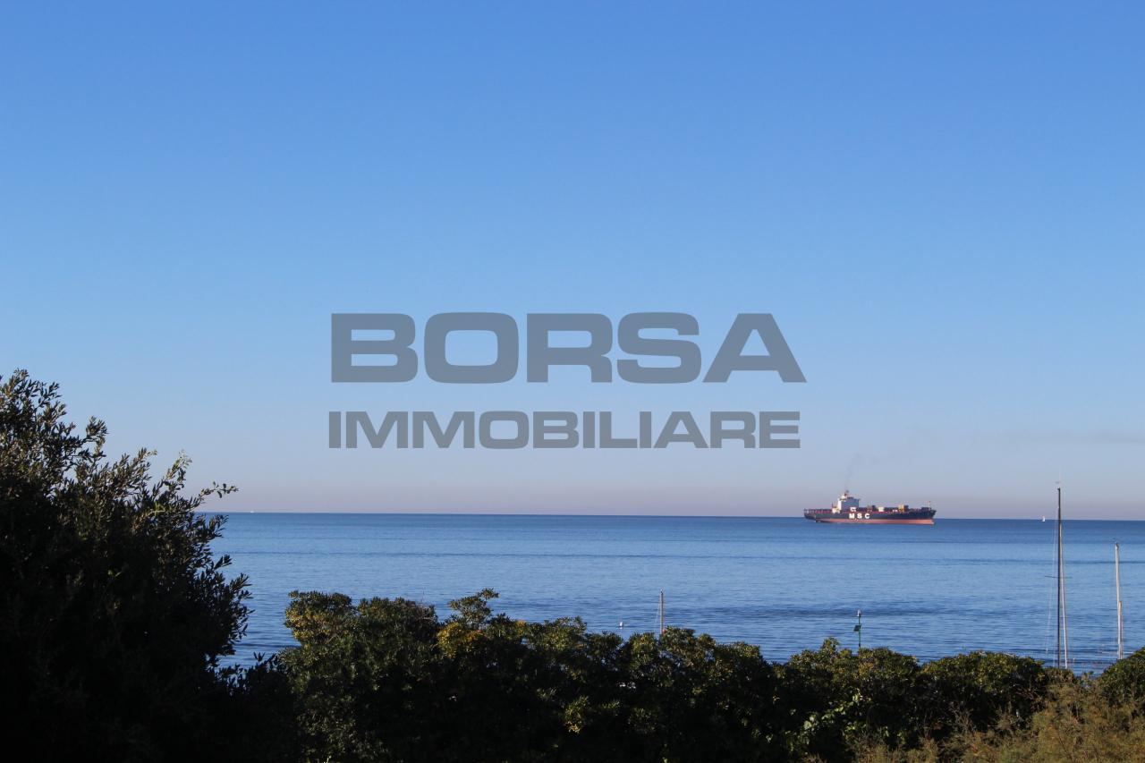 appartamento in vendita a Livorno in zona Antignano