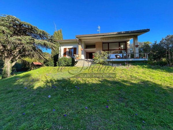 casa indipendente in vendita a Livorno in zona Valle Benedetta