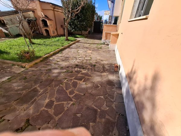 appartamento in vendita a Livorno in zona La Leccia