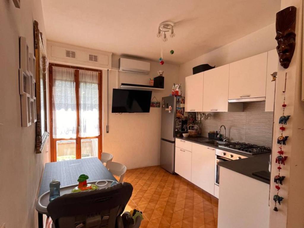 appartamento in vendita a Livorno in zona Montenero