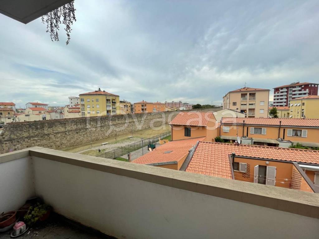 appartamento in vendita a Livorno in zona Stazione