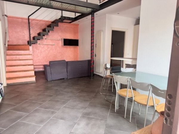 casa indipendente in vendita a Livorno
