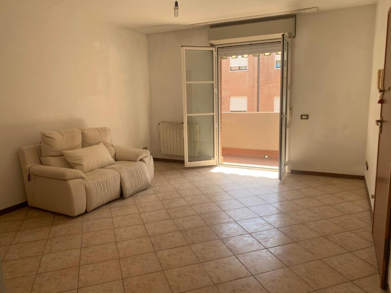 appartamento in vendita a Livorno in zona Limoncino