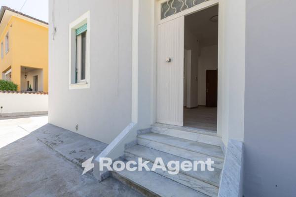casa indipendente in vendita a Livorno in zona Stillo