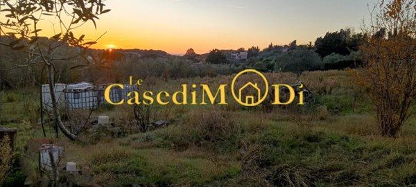 terreno agricolo in vendita a Livorno in zona Collinaia