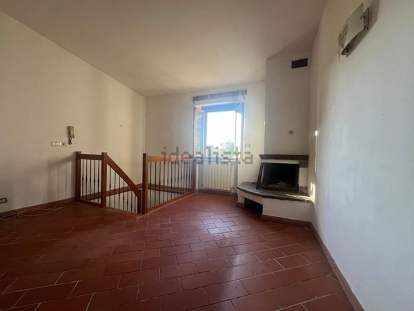 appartamento in vendita a Livorno in zona Montenero