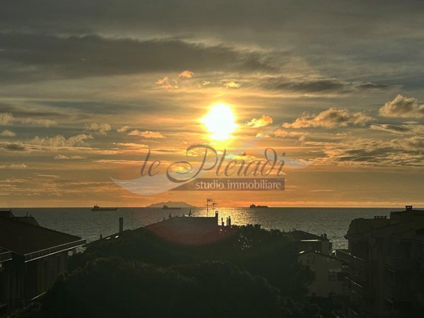 appartamento in vendita a Livorno in zona Antignano