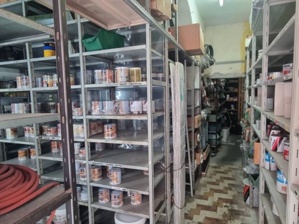 negozio in vendita a Livorno