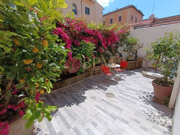appartamento in vendita a Livorno in zona Lungomare
