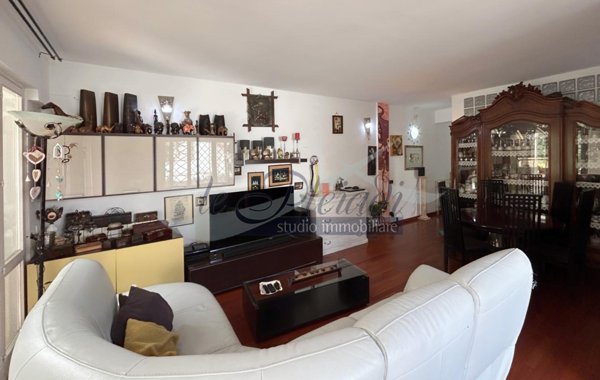 appartamento in vendita a Livorno in zona Montenero