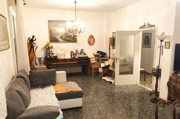 appartamento in vendita a Livorno in zona Centro Città