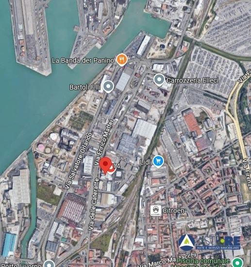 locale commerciale in vendita a Livorno