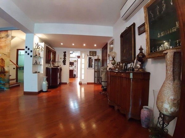 casa indipendente in vendita a Livorno in zona Limoncino