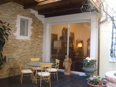 locale commerciale in vendita a Livorno