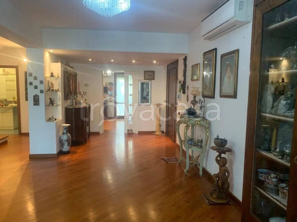 casa indipendente in vendita a Livorno in zona Montenero