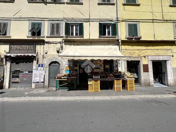 negozio in vendita a Livorno