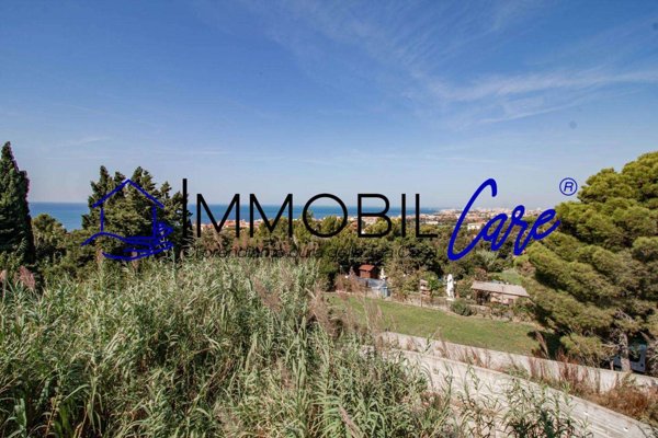 casa indipendente in vendita a Livorno in zona Montenero