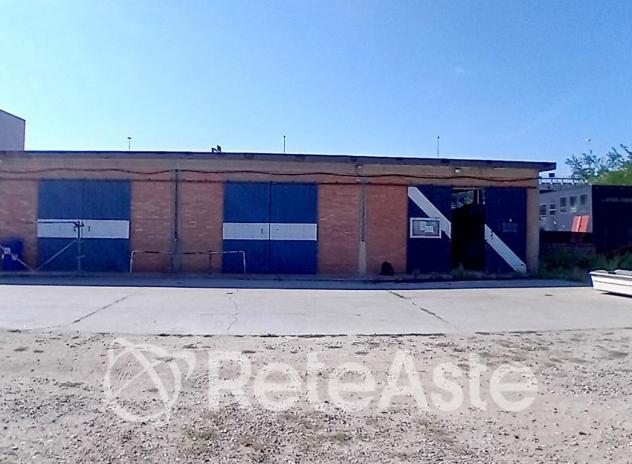 locale commerciale in vendita a Livorno