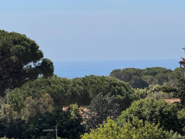 casa indipendente in vendita a Livorno in zona Quercianella