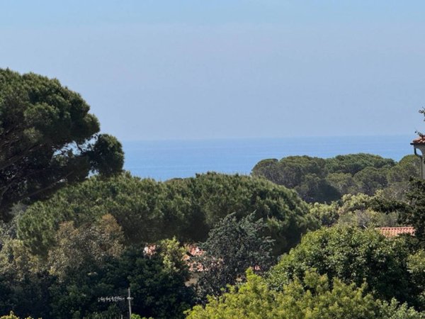 casa indipendente in vendita a Livorno in zona Montenero