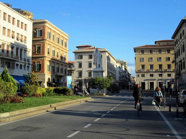 negozio in vendita a Livorno