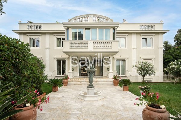 casa indipendente in vendita a Livorno in zona Lungomare