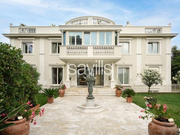 casa indipendente in vendita a Livorno in zona Montenero