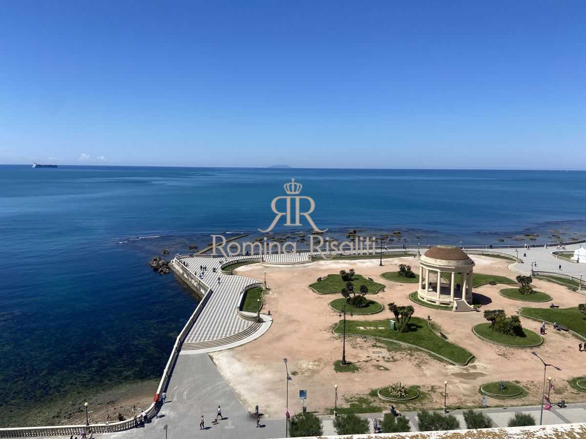 appartamento in vendita a Livorno in zona Lungomare