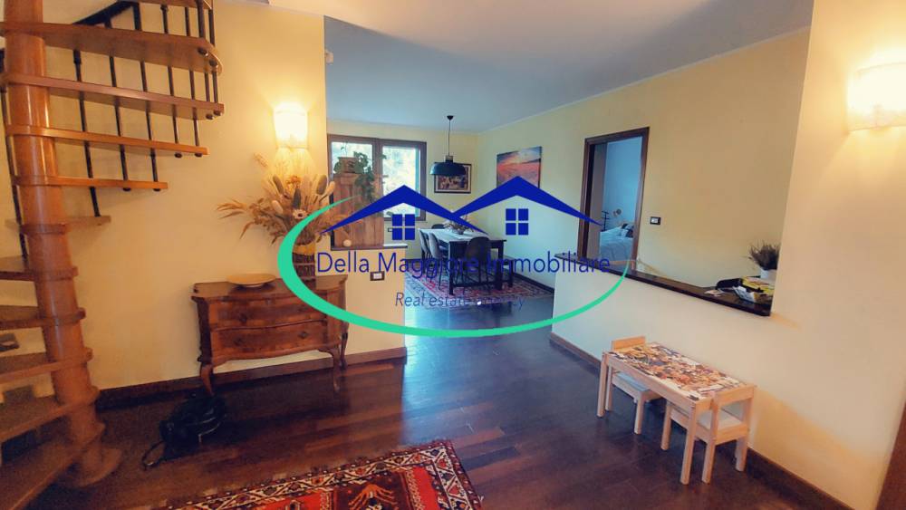 casa indipendente in vendita a Livorno in zona Montenero