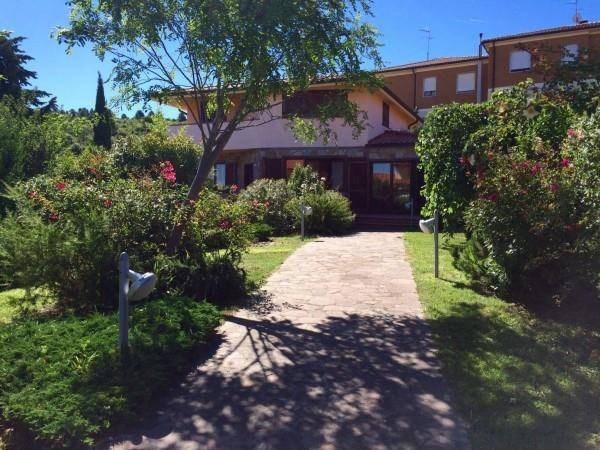 casa indipendente in vendita a Livorno in zona Montenero