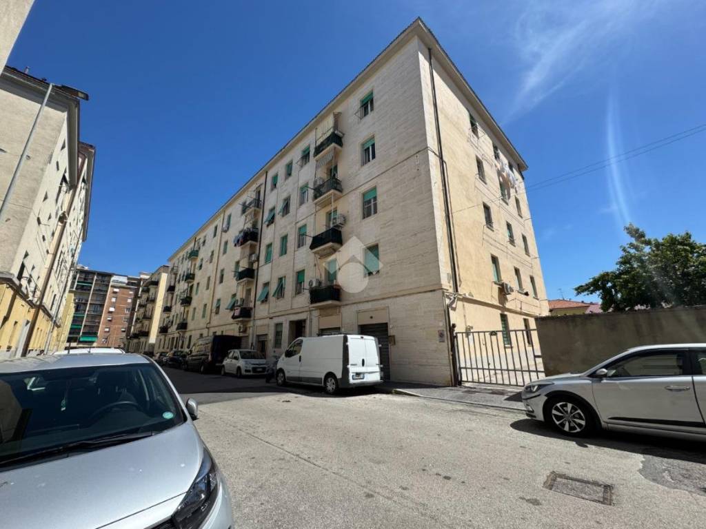 appartamento in vendita a Livorno in zona Stazione
