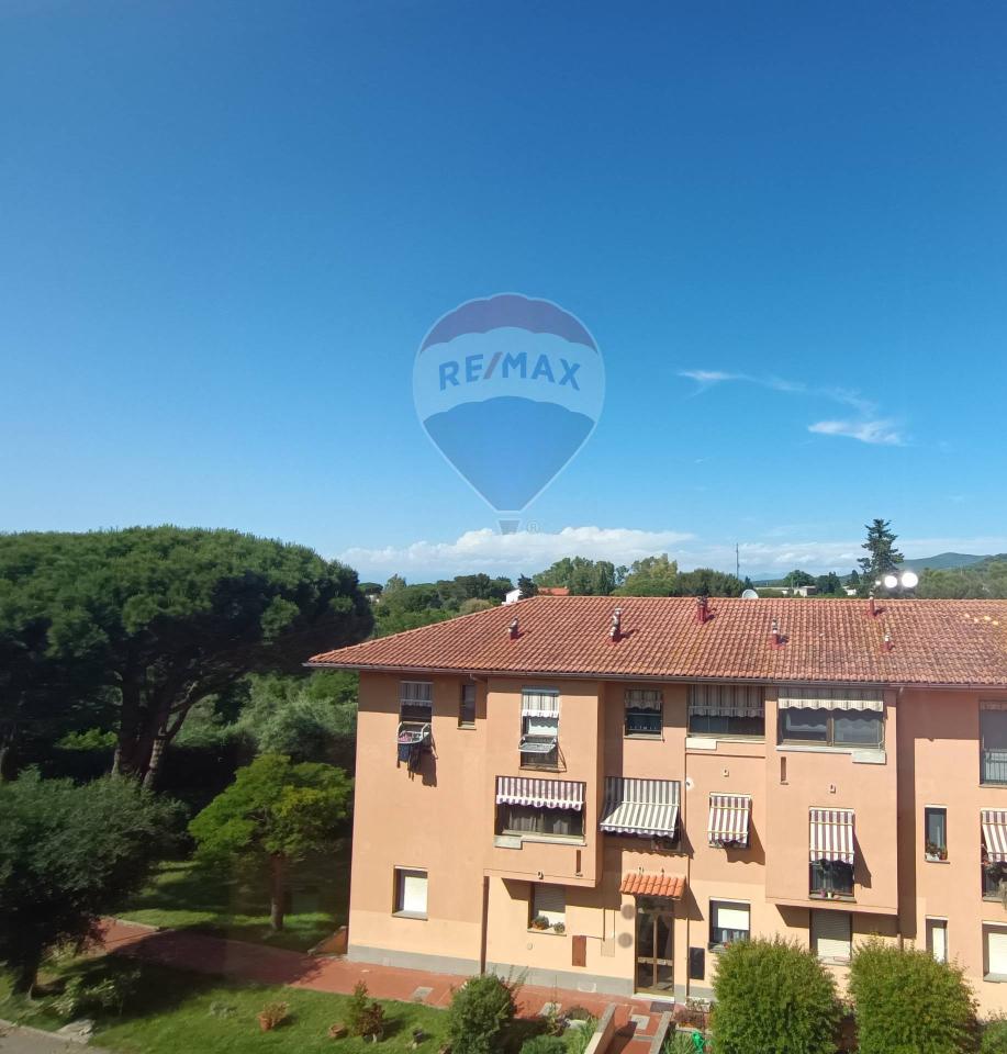 appartamento in vendita a Livorno in zona Montenero