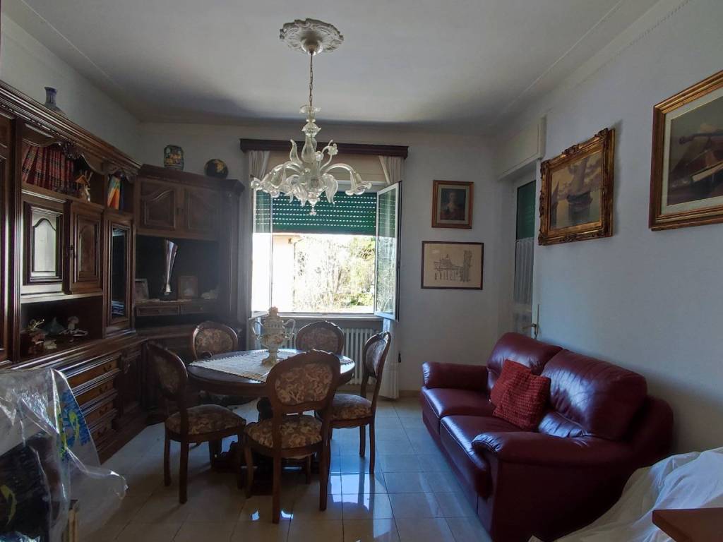 casa indipendente in vendita a Livorno in zona La Leccia