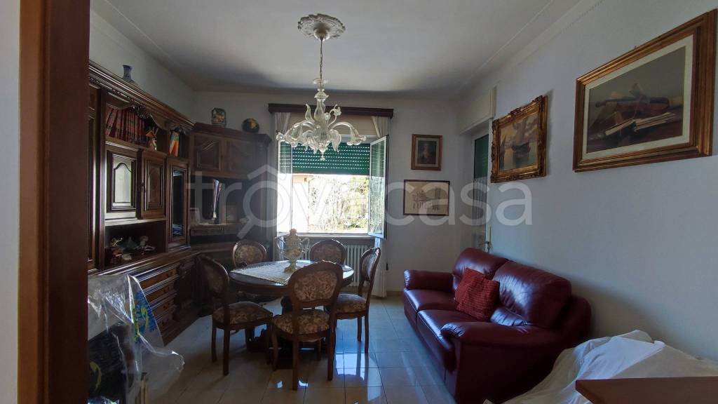 casa indipendente in vendita a Livorno in zona La Leccia