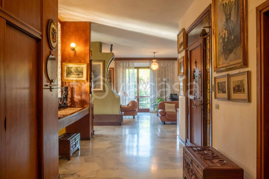 casa indipendente in vendita a Livorno in zona Limoncino