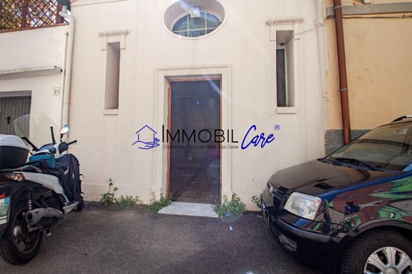 locale di sgombero in vendita a Livorno