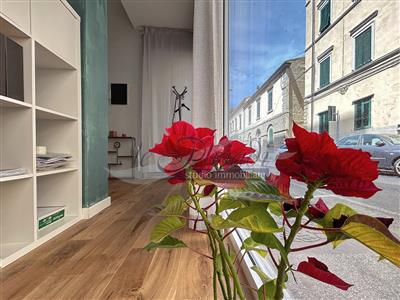 ufficio in vendita a Livorno in zona Centro Città