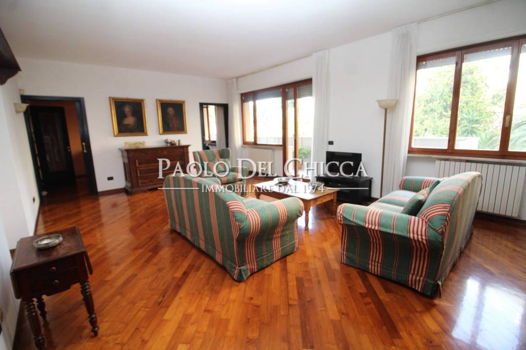 appartamento in vendita a Livorno in zona Centro Città