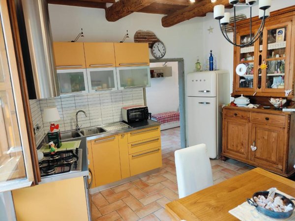 appartamento in vendita a Livorno in zona Stazione