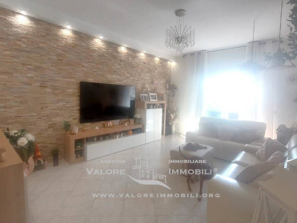 appartamento in vendita a Livorno in zona Stazione