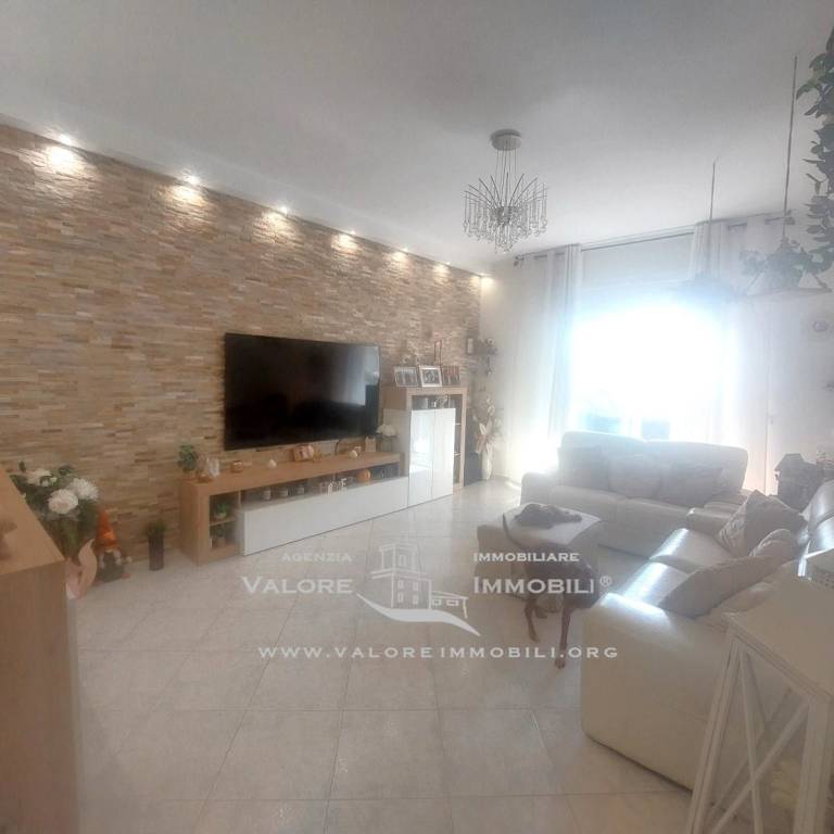 appartamento in vendita a Livorno in zona Stazione