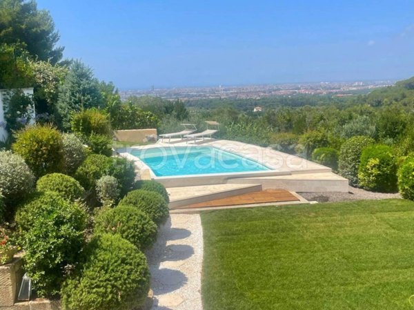 casa indipendente in vendita a Livorno in zona Montenero