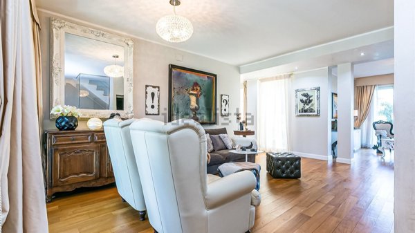 casa indipendente in vendita a Livorno
