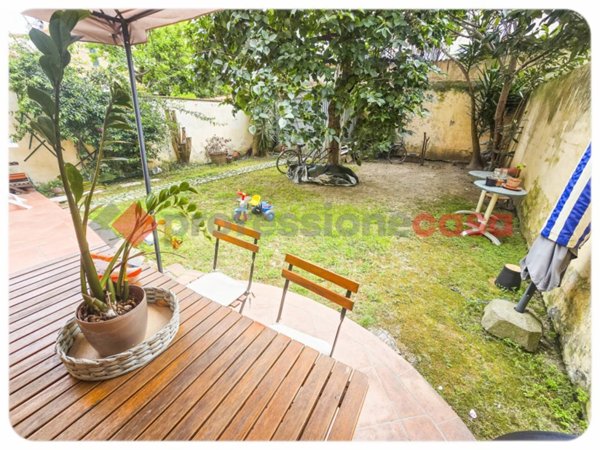 appartamento in vendita a Livorno in zona Stazione