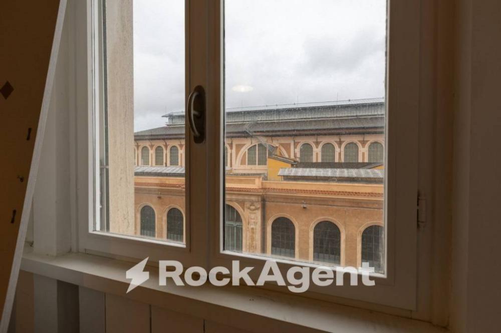 appartamento in vendita a Livorno in zona Centro Città