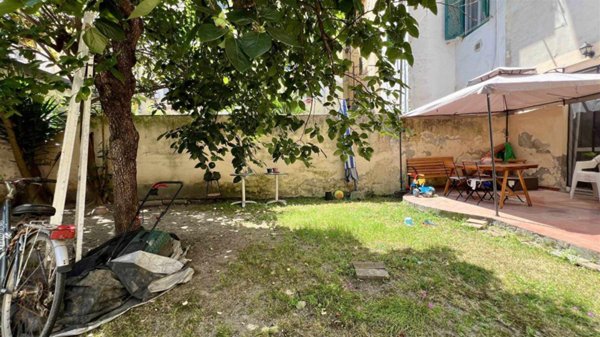 appartamento in vendita a Livorno in zona Stazione