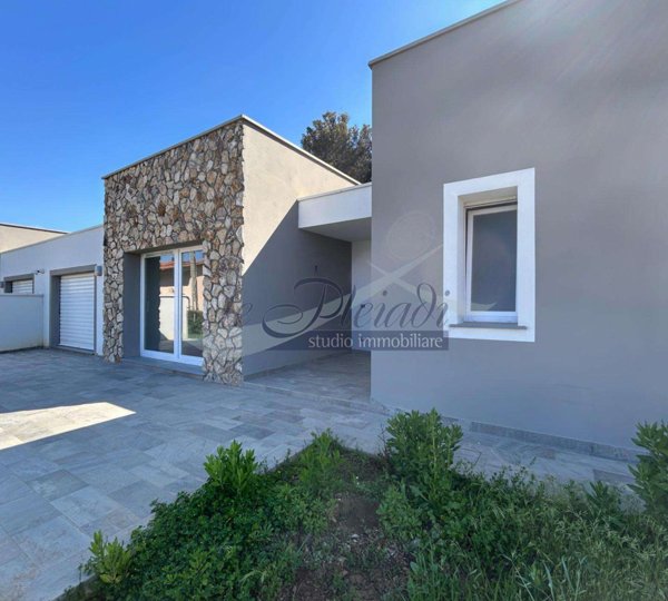 casa indipendente in vendita a Livorno in zona Antignano