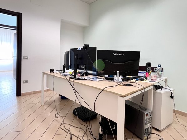 ufficio in vendita a Livorno