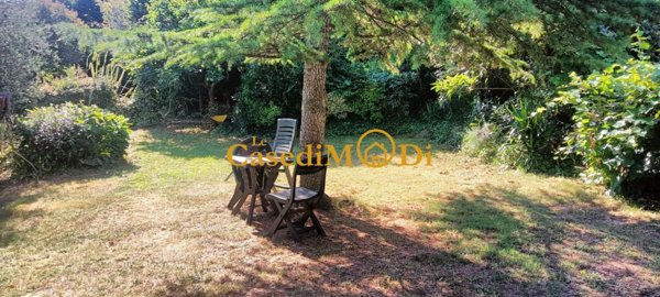 terreno agricolo in vendita a Livorno in zona Collinaia